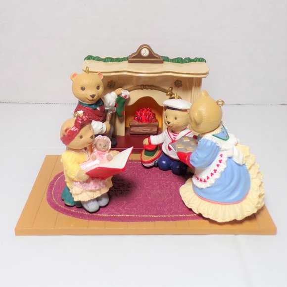 Hallmark The Bearingers Victoria Circle Bear Family 5 Ornaments Christmas 1993 - Picture 3 of 16